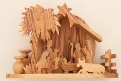 Oliivipuinen jouluseimi E20 