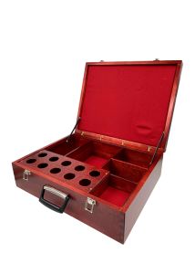 Ehtoollisvälinesalkku petsattua koivua 