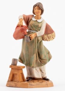 Jouluseimihahmo Maalaisnainen kaataa juomaa 12 cm - 157