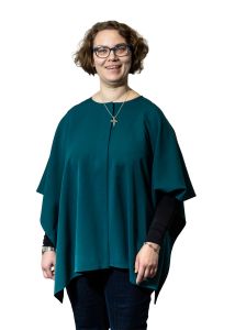 Naisten kuoropuku Aada-viitta - Ateljé Solemnis