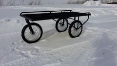 Saattovaunut 3 isoa pyörää, kumiuurrematto