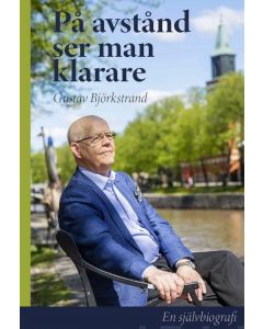 På avstånd ser man klarare - en självbiografi