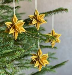 Lovi Tähti hunajankeltainen 7 cm paketti 4 kpl